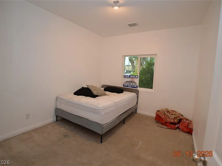 1840 Princeton St — Photo 9