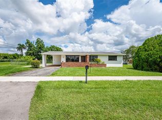 955 NW 15th St, Homestead, FL 33030