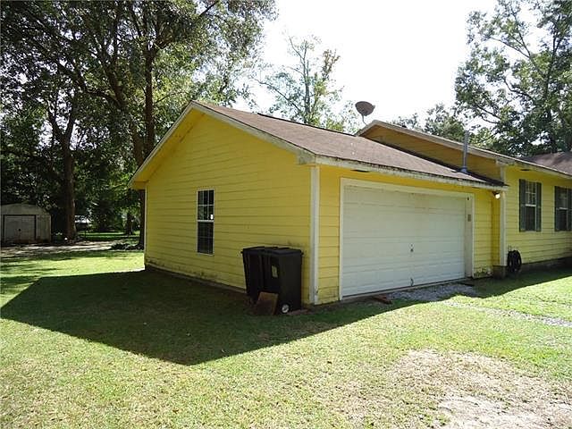2nd image of 1750 Joan Dr