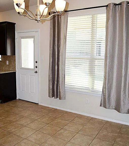 400 Stonewall Rdg — Photo 16