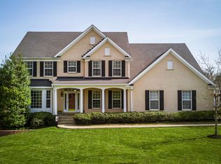 4013 Whiteblossom Estates Ct, Louisville, KY 40241