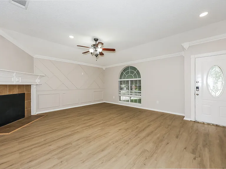 10224 Dawson Trl — Photo 3