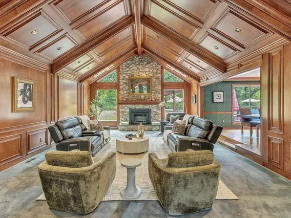 1716 Deason Dr, Edmond, OK 73013