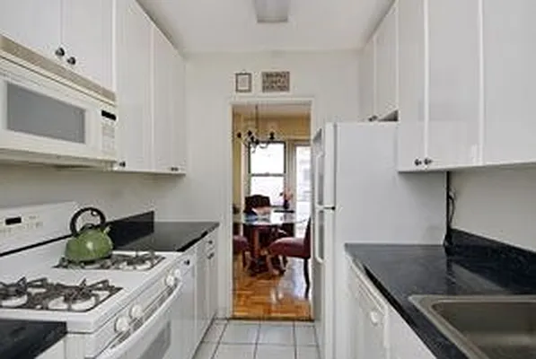 Sold by Douglas Elliman | media 6