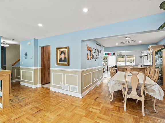 5th image of 11 Castle Drive