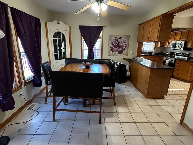 700 Schiller Ave — Photo 7