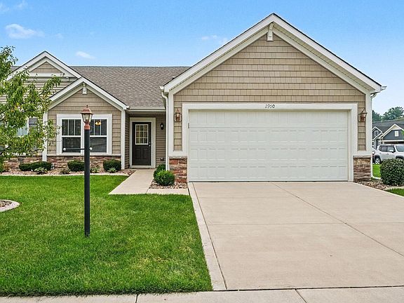 2nd image of 2950 Daintree Way