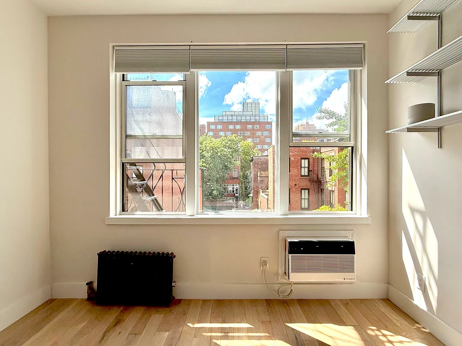 87 Hicks Street — Photo 3