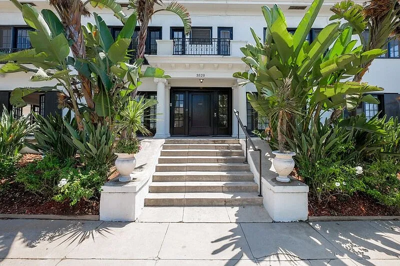 1 bed, 750 sqft, $3,250 — Photo 3