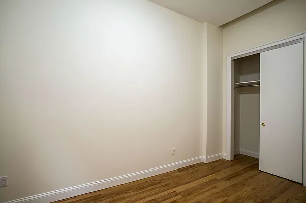 Rented by Cast Iron Real Estate | media 30