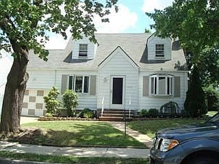 1st image of 70 Fairview Pl