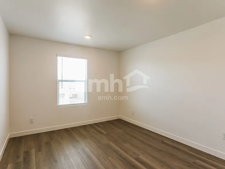 12279 W Thunder Creek Pkwy — Photo 14