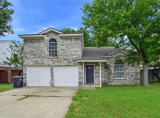 6715 Cherrytree Dr, Arlington, TX 76001
