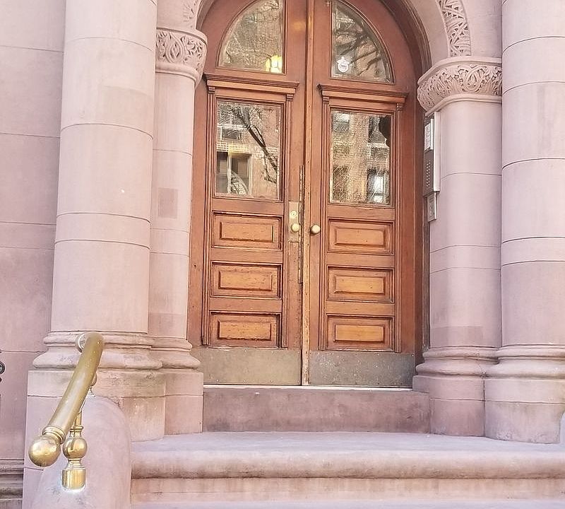 1st image of 200 W 78th St APT 4D