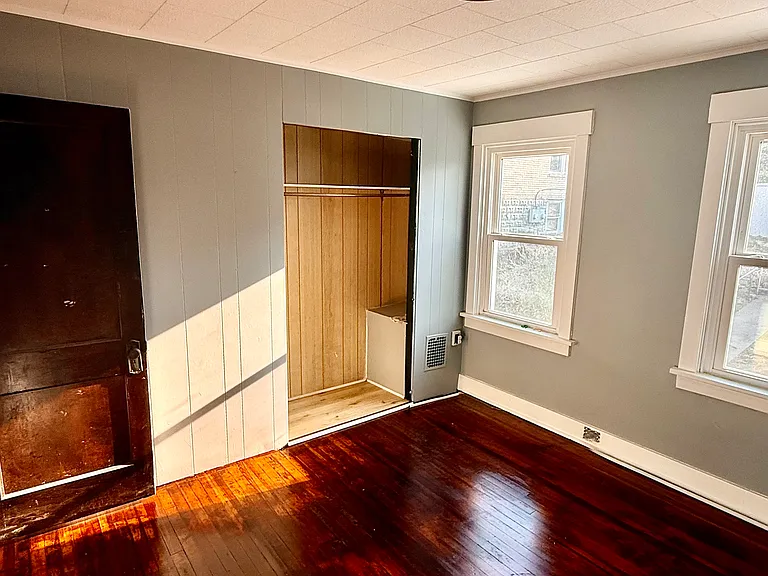 421 Hays Ave — Photo 9