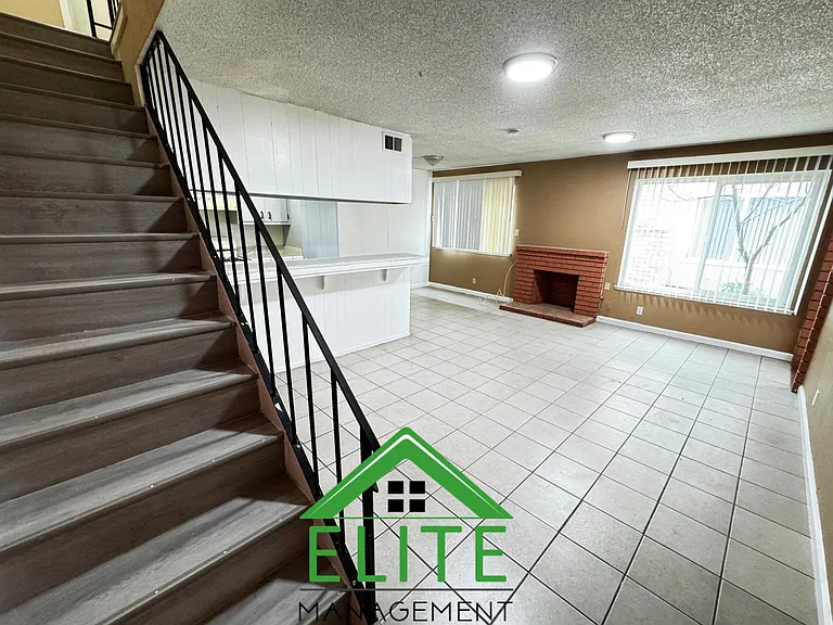 4040 Fruitridge Rd #3 — Photo 4