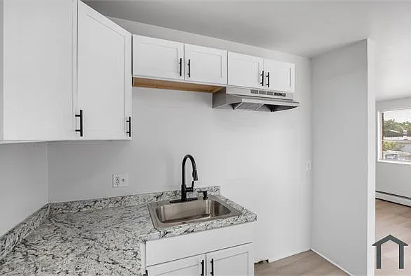 17464 Wildwood St #4 — Photo 8