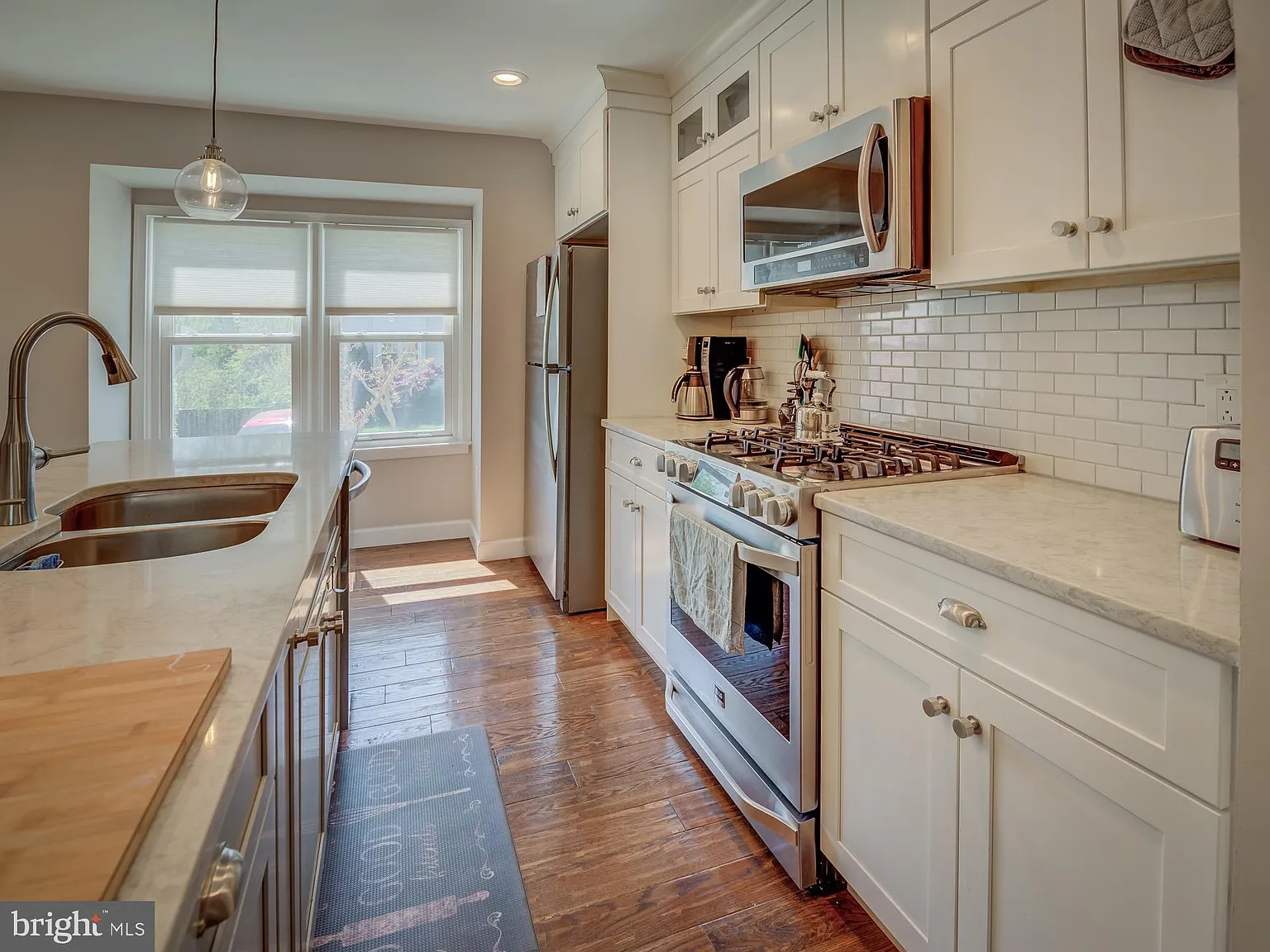 4 bed, 3.5 bath, 1554 sqft, $6,700 — Photo 4