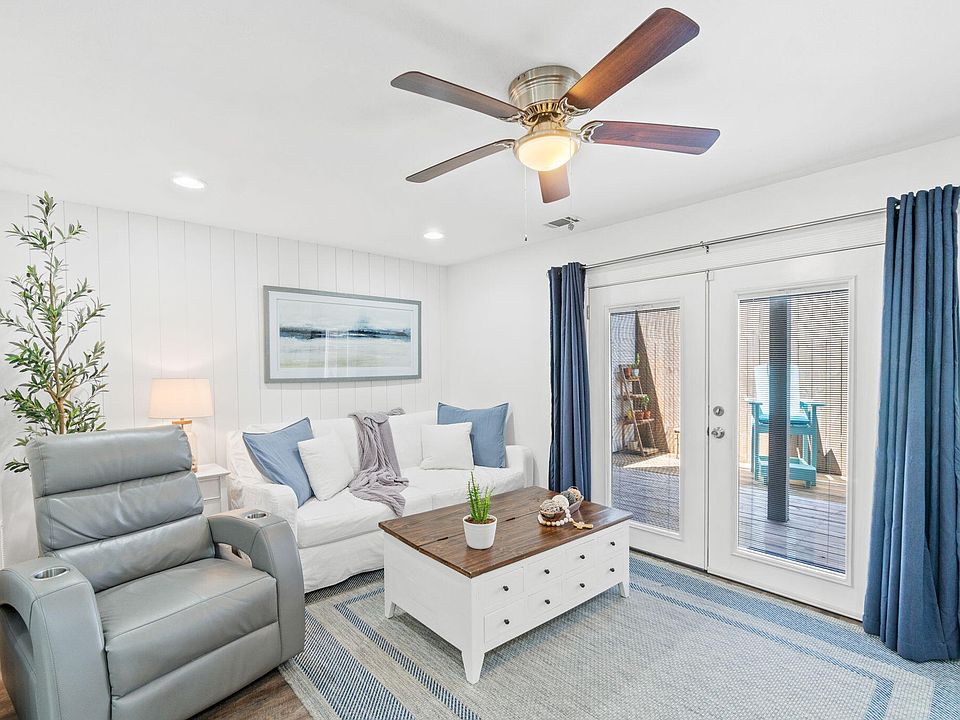 1st image of 43 Summerhaven Trl Unit 14