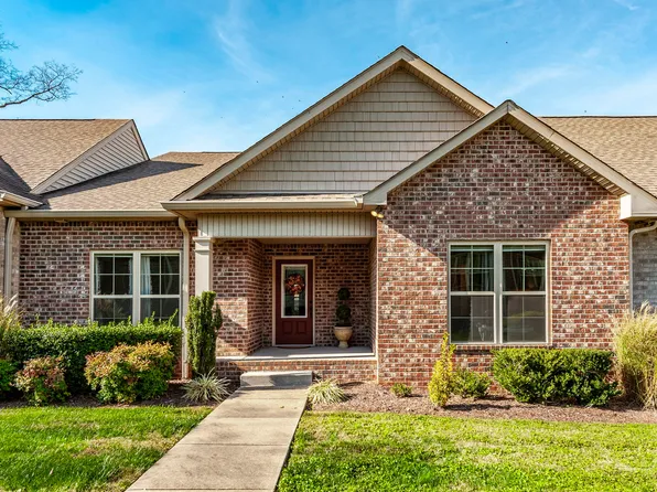 136 Odie Ray St #B, Gallatin, TN 37066
