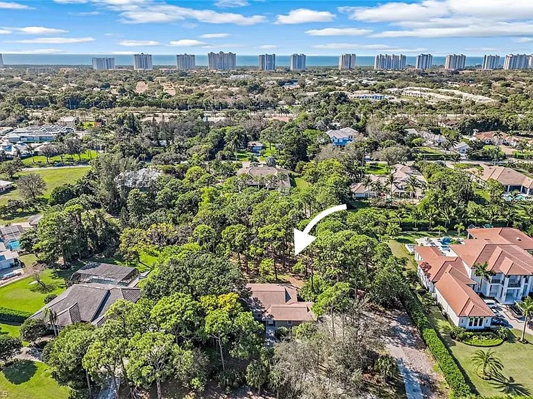 131 Cajeput Dr — Photo 2
