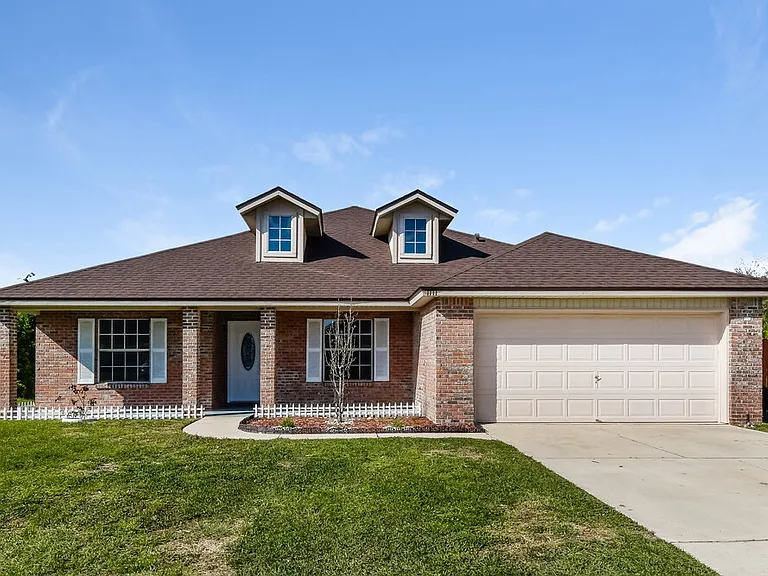 1111 Calla Glen Ln — Photo 1