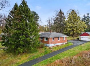265 N Greenbush Rd, Troy, NY 12180