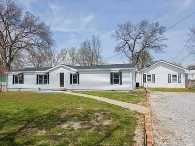 203 E Main St, Allendale, IL, 62410
