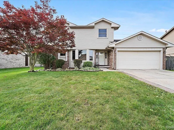 25989 Rebecca Dr, Brownstown, MI 48134