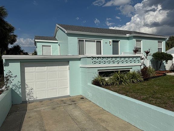 2nd image of 425 Hillside Ave #1