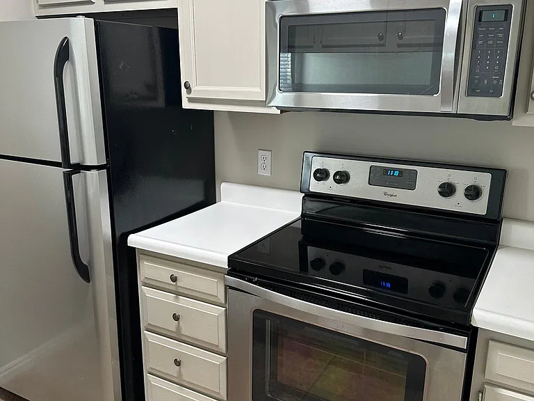 665 E Eaglewood Dr #27 — Photo 5