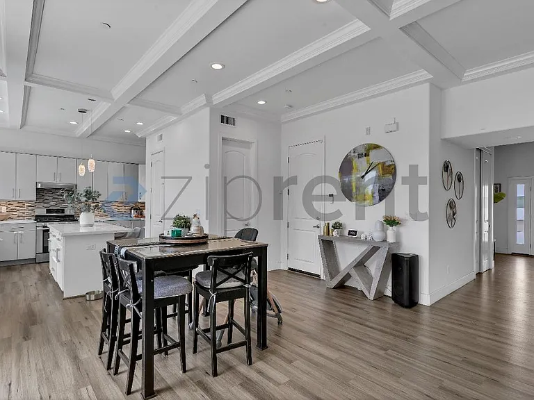 1109 Palisade St — Photo 24