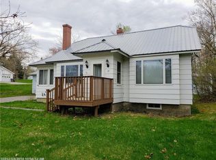 37 Main St, Baileyville, ME 04694