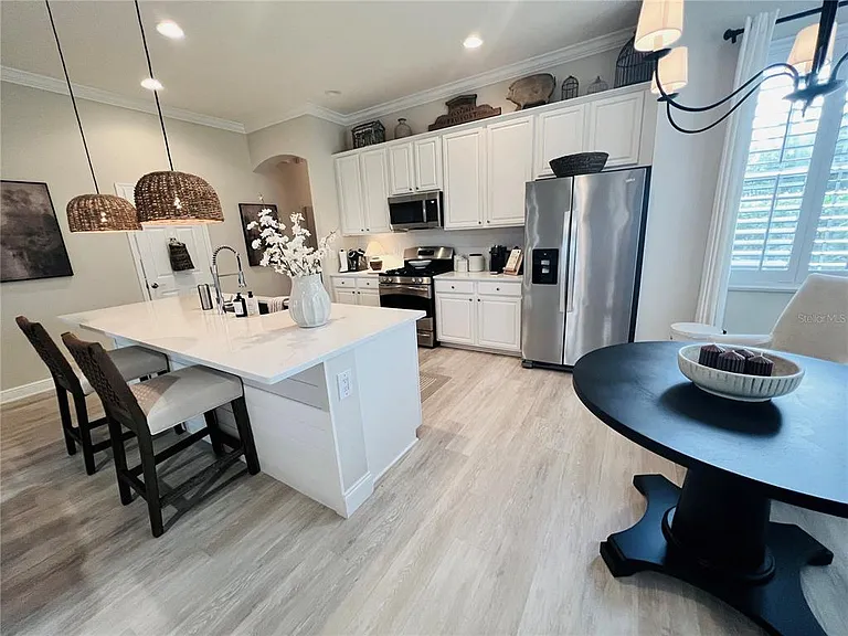 210 Latitude Pl — Photo 6