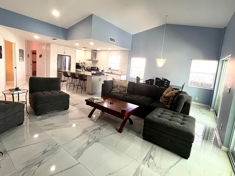 2660 Neaton Ct — Photo 8