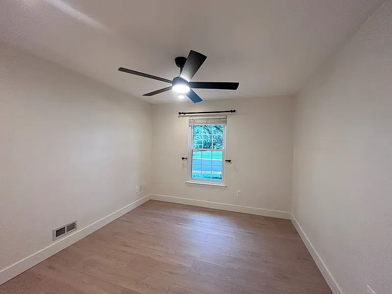 203A Saxony Dr — Photo 21