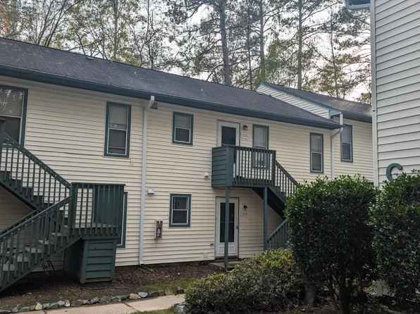 215 Ashley Forest Rd #D, Chapel Hill, NC 27514