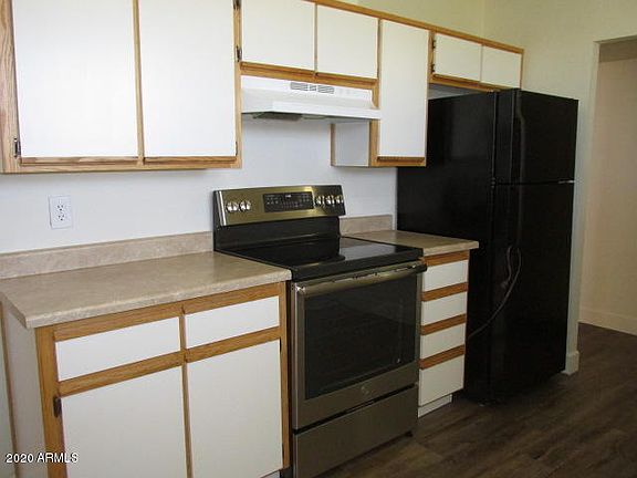 4th image of 2951 W Saint Moritz Ln
