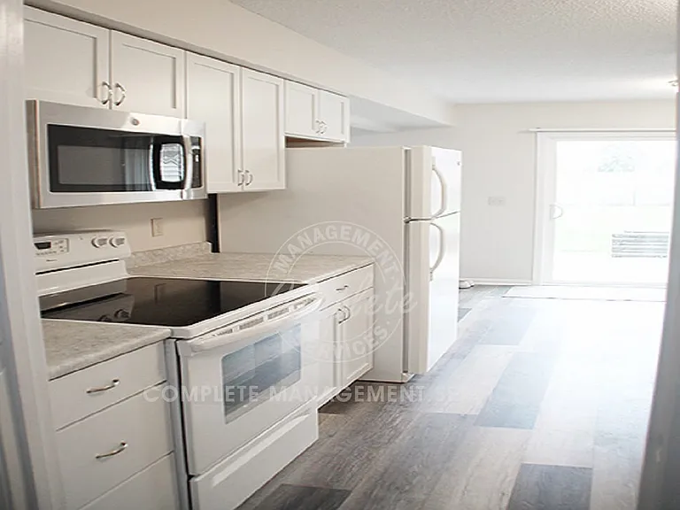 1014 3rd Ave E — Photo 6