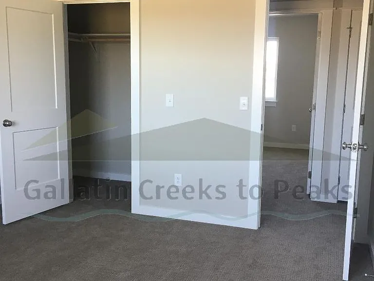 1301 Westwood Circle — Photo 5
