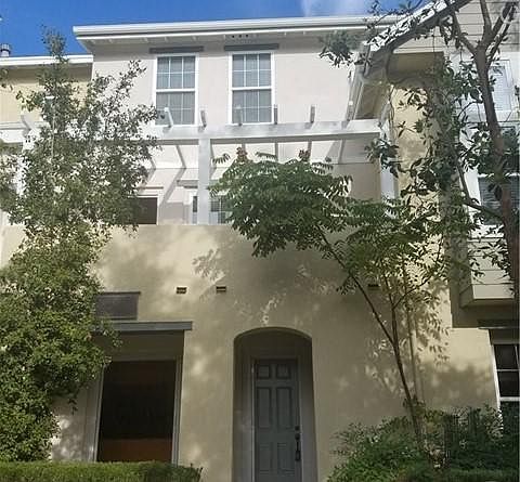 2nd image of 7 Red Leaf Ln