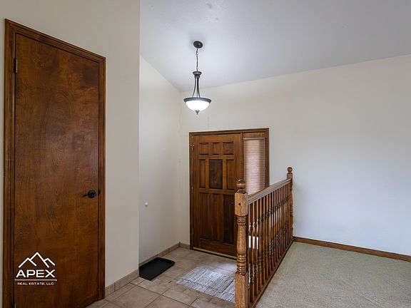 3rd image of 155 Spring Brook Dr