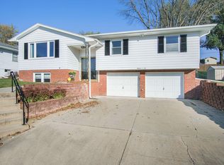 1806 Highland Ave, Red Oak, IA 51566