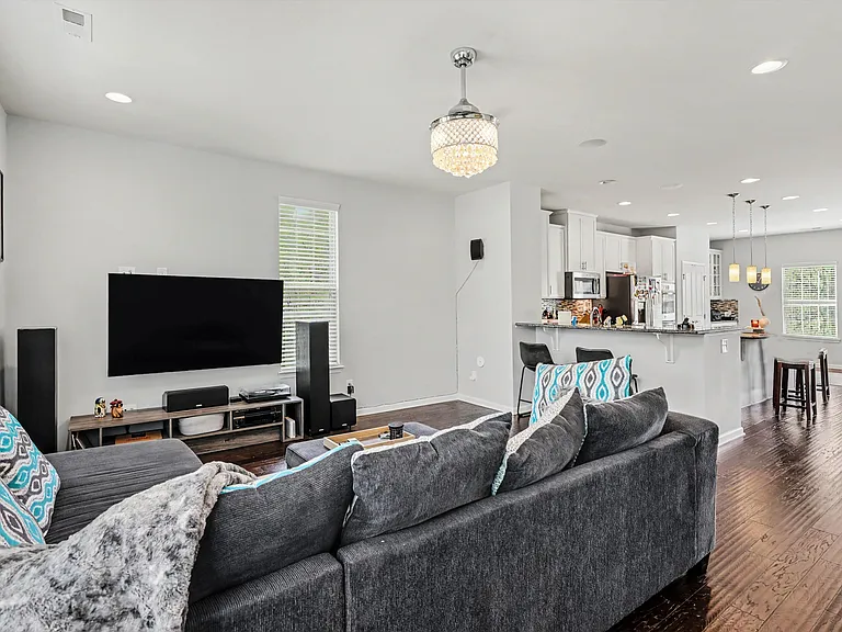4011 Zilker Park Dr #1 — Photo 5