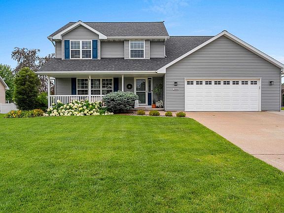 3rd image of 2088 W Higgins Hl