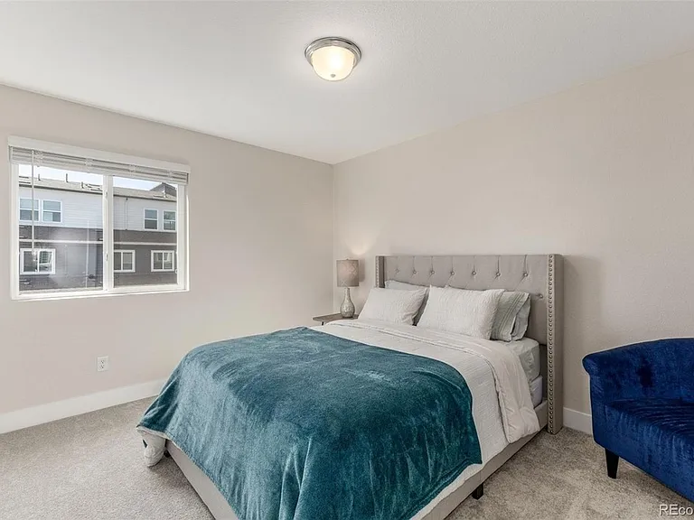2563 W 69th Pl — Photo 21
