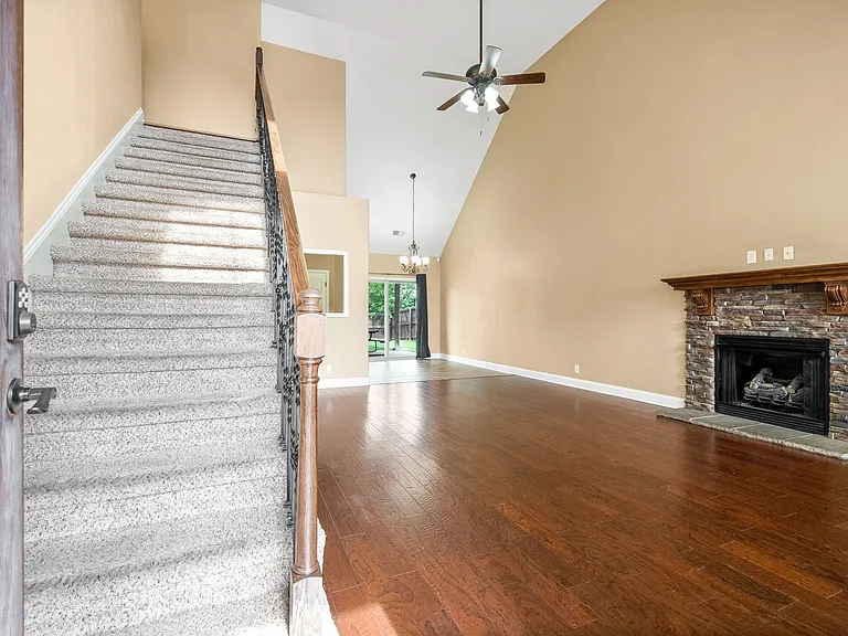 3706 Tradewinds Ter — Photo 3