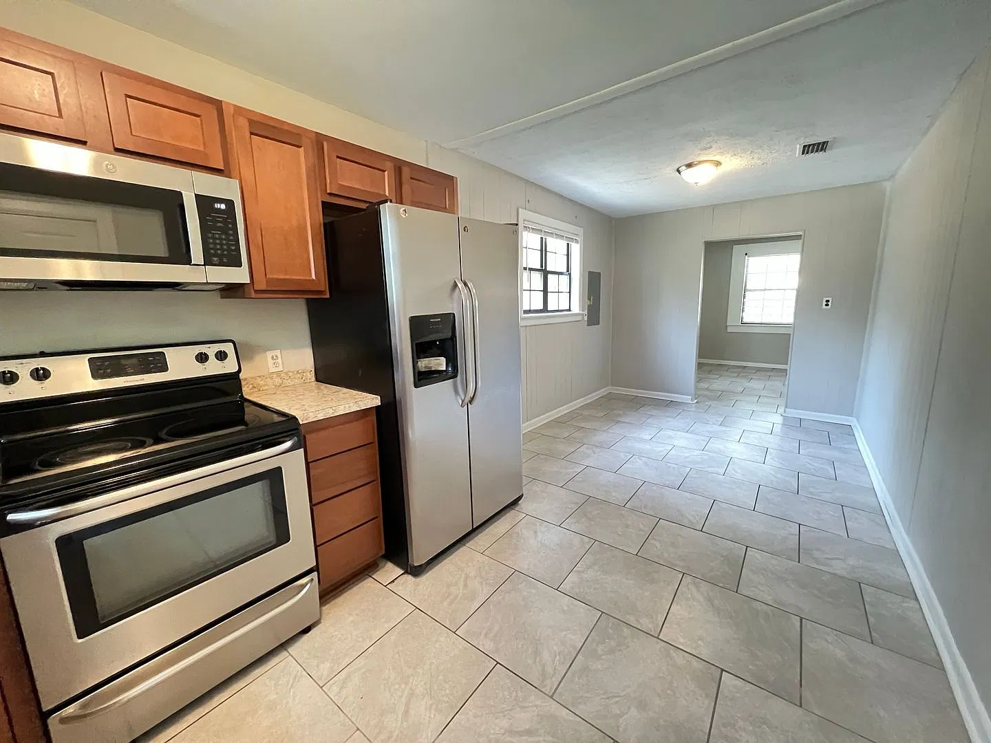 Spacious Green Cove Springs House On Large Lot — Photo 2