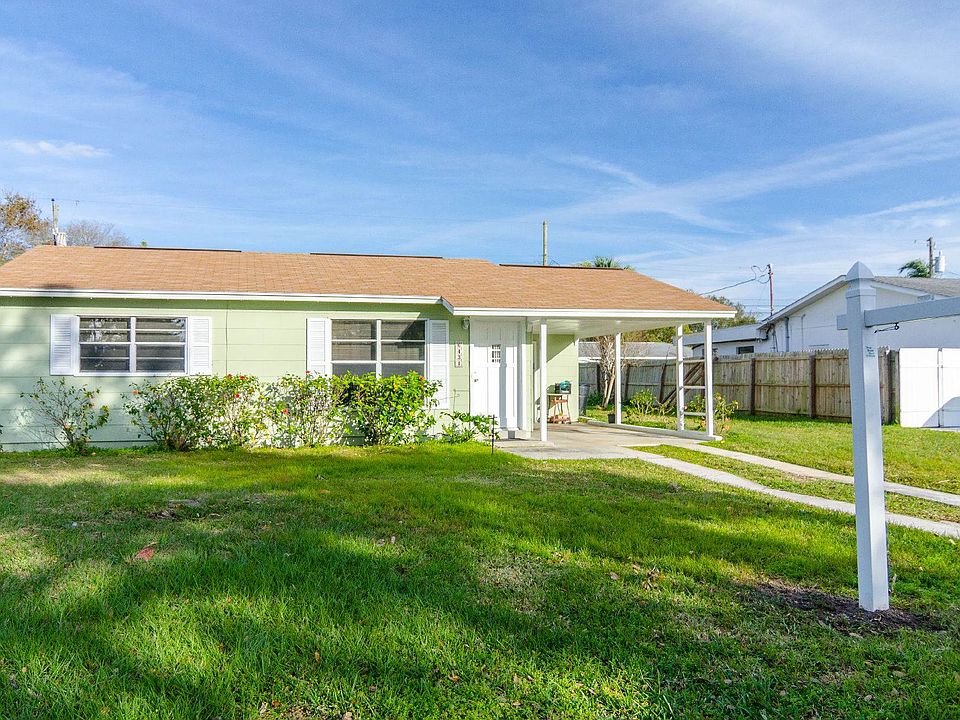 6431 Orchard Dr N Saint-print-001-1-Front of Home-4200x2526-300dpi