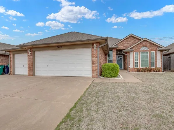 7225 Green Meadow Ln, Oklahoma City, OK 73132
